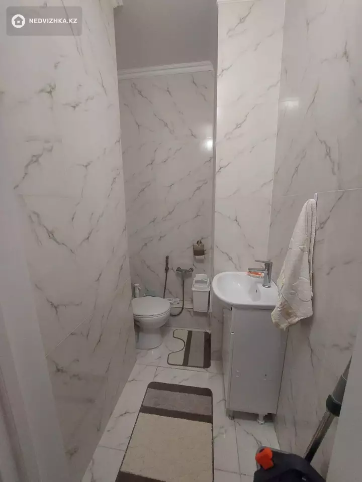 2-комнатная квартира, этаж 4 из 16, 64 м², фотография 5