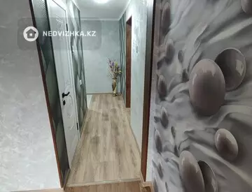 1-комнатная квартира, этаж 4 из 4, 30 м²