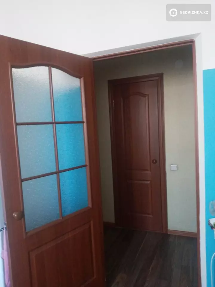 2-комнатная квартира, этаж 3 из 5, 54 м², фотография 2