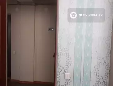 2-комнатная квартира, этаж 3 из 5, 54 м², миниатюра 6