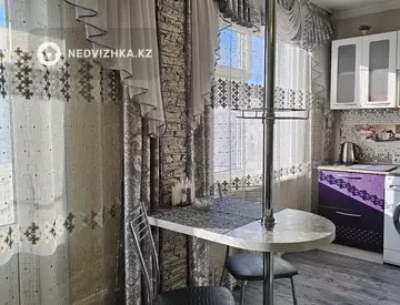 1-бөлмелі пәтер, қабат 5 барлық қабат саны 5, 32 м², Посуточно, 7-нобай