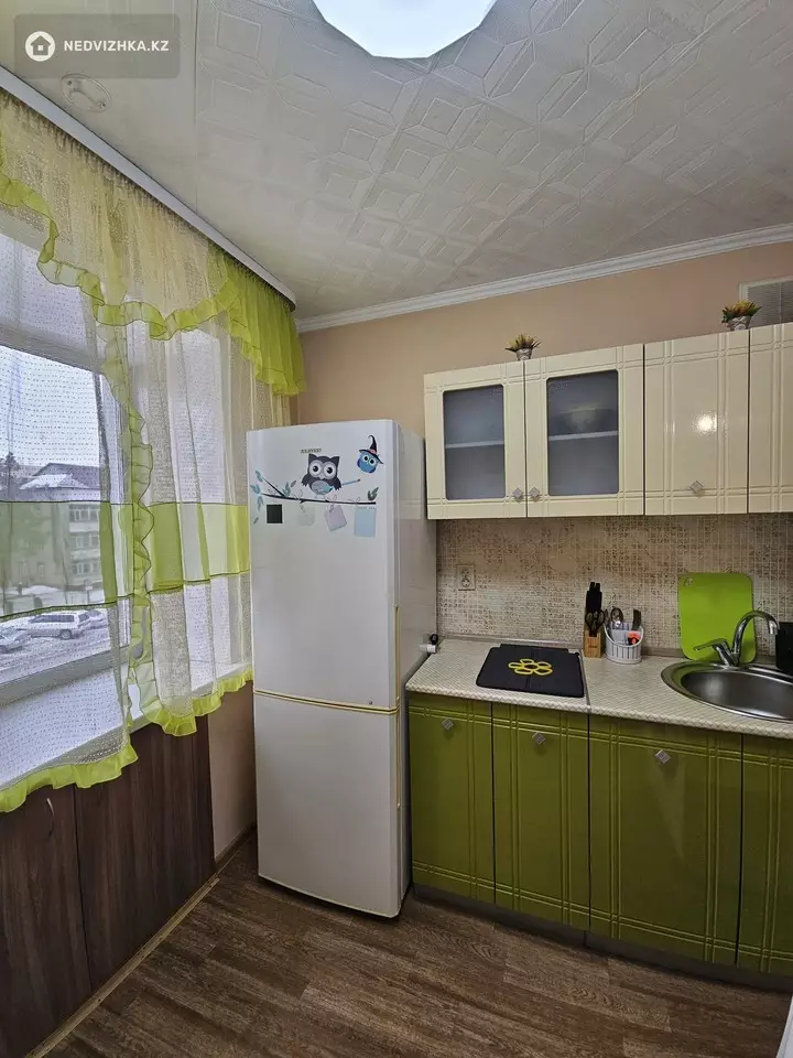1-комнатная квартира, этаж 3 из 5, 32 м², Посуточно, фотография 5
