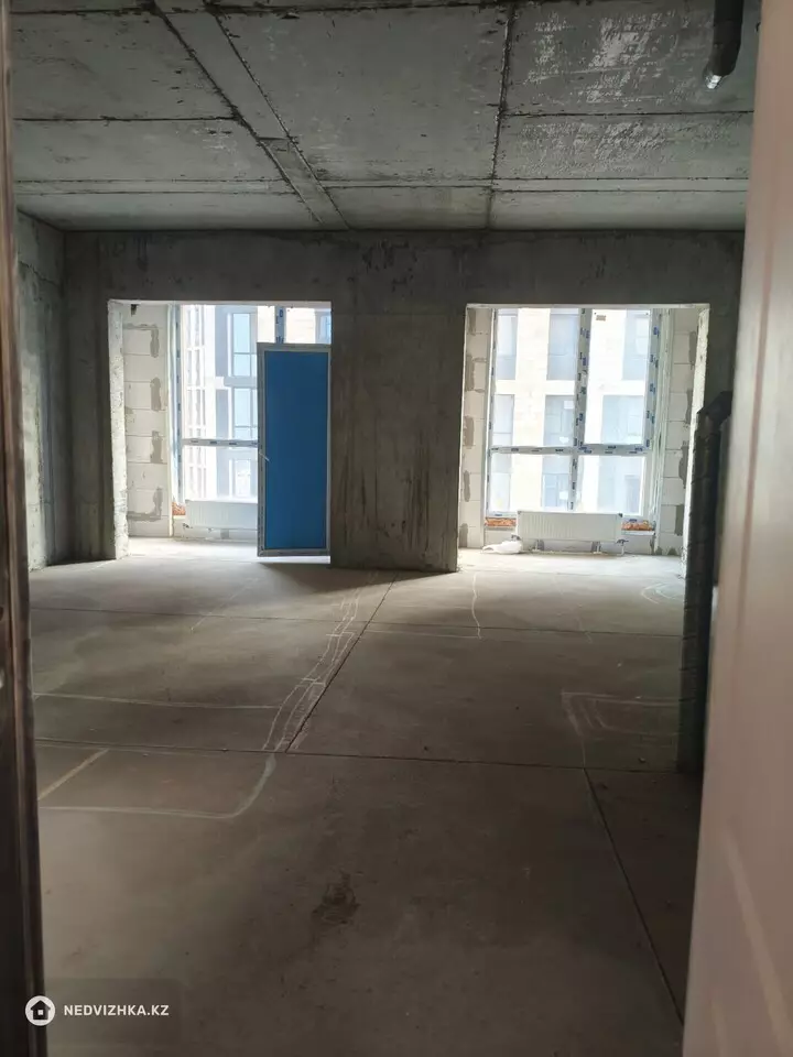 2-комнатная квартира, этаж 10 из 20, 45 м², фотография 2