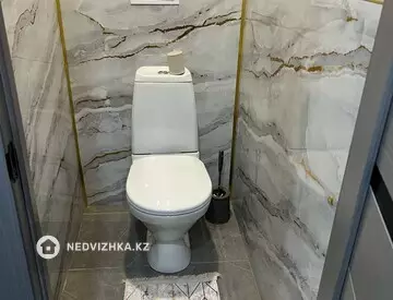1-комнатная квартира, этаж 1 из 5, 40 м², Посуточно, миниатюра 9