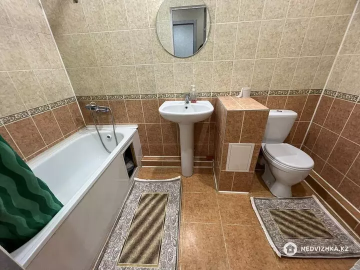 1-комнатная квартира, этаж 1 из 9, 40 м², Посуточно, фотография 3