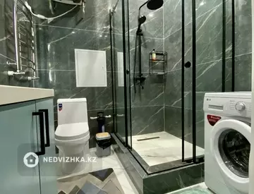 1-комнатная квартира, этаж 9 из 9, 50 м², Посуточно, миниатюра 8