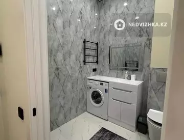 2-комнатная квартира, этаж 2 из 12, 45 м², Посуточно, миниатюра 8