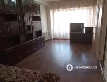 2-комнатная квартира, этаж 4 из 4, 48 м², На длительный срок, миниатюра 3