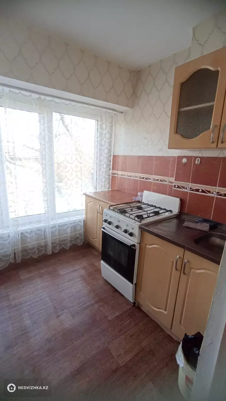 2-комнатная квартира, этаж 4 из 4, 48 м², На длительный срок, фотография 4