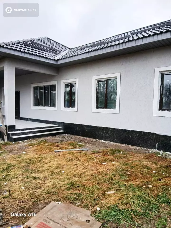 3-комнатная дача, 8.3 соток, 104 м², фотография 5