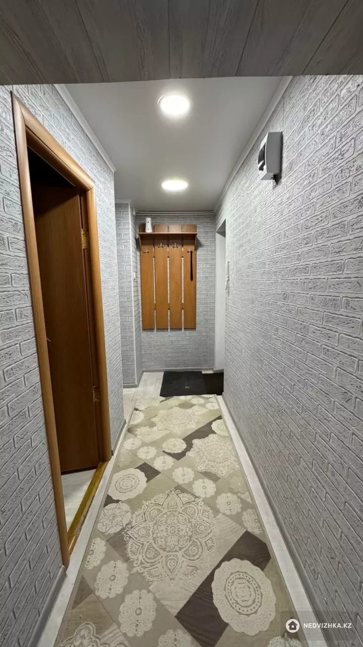 2-комнатная квартира, этаж 1 из 3, 43 м², фотография 3