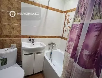 2-комнатная квартира, этаж 3 из 9, 60 м², Посуточно