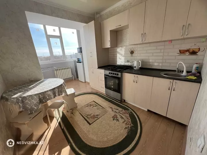 2-комнатная квартира, этаж 3 из 9, 60 м², Посуточно, фотография 4