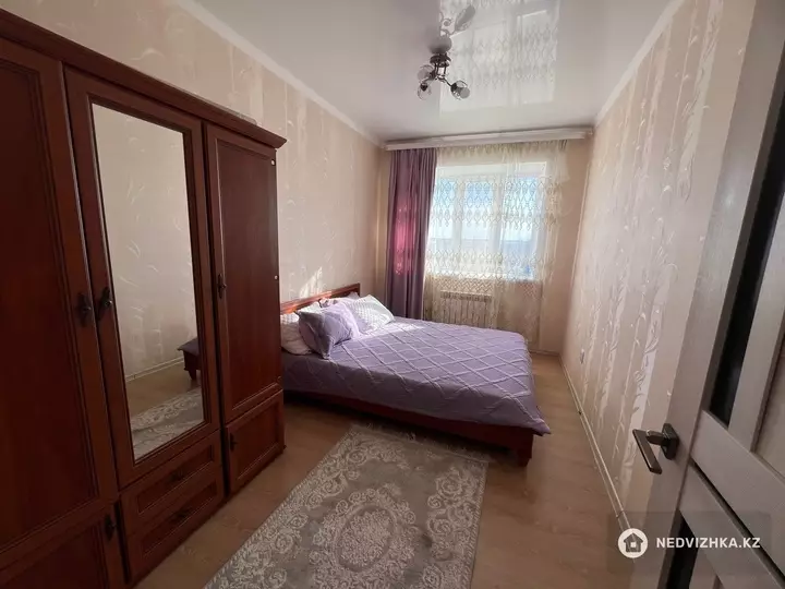 2-комнатная квартира, этаж 3 из 9, 60 м², Посуточно, фотография 5