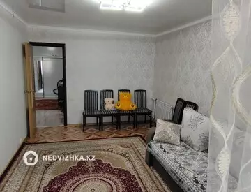 2-комнатная квартира, этаж 4 из 4, 54 м²