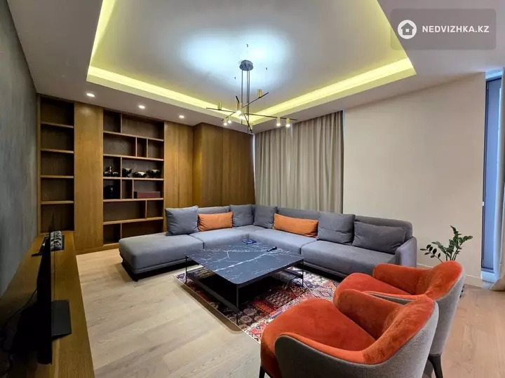 6-комнатная квартира, этаж 4 из 4, 269 м², 4-фотосурет
