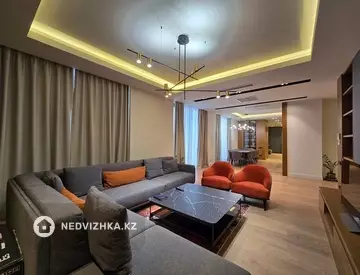 6-комнатная квартира, этаж 4 из 4, 269 м², миниатюра 3