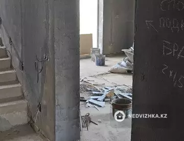 6-комнатный дом, 8 соток, 250 м², миниатюра 3