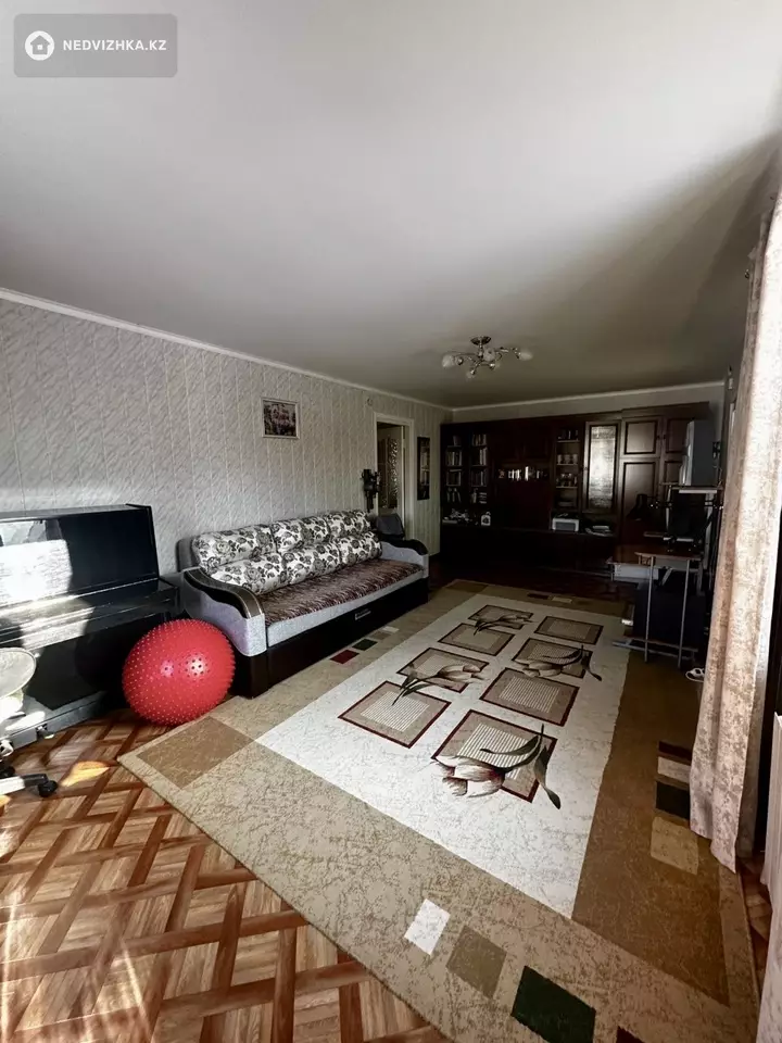 5-комнатный дом, 10 соток, 90 м², фотография 3