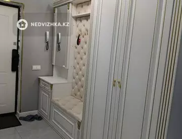 1-комнатная квартира, этаж 12 из 12, 45 м², миниатюра 5