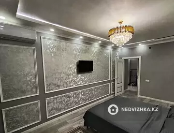 1-комнатная квартира, этаж 12 из 12, 45 м², миниатюра 3