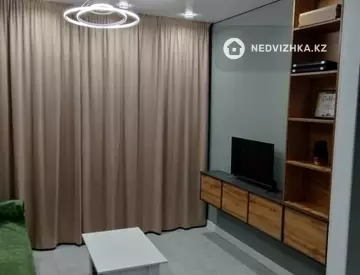 2-комнатная квартира, этаж 1 из 16, 52 м², миниатюра 4
