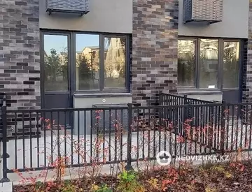 2-комнатная квартира, этаж 1 из 16, 52 м², миниатюра 9