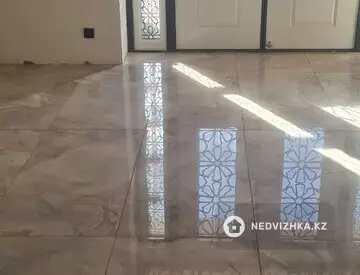 7-комнатный дом, 10 соток, 300 м², миниатюра 3