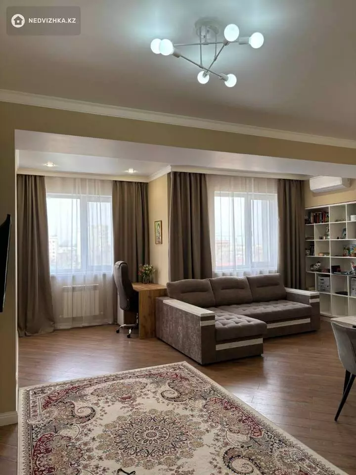 2-комнатная квартира, этаж 6 из 12, 74 м², фотография 4