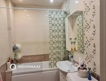 3-комнатная квартира, этаж 6 из 9, 90 м², миниатюра 10