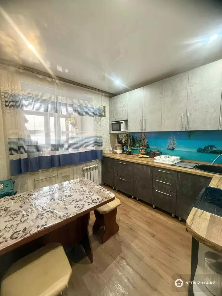 2-комнатная квартира, этаж 5 из 5, 50 м², фотография 4