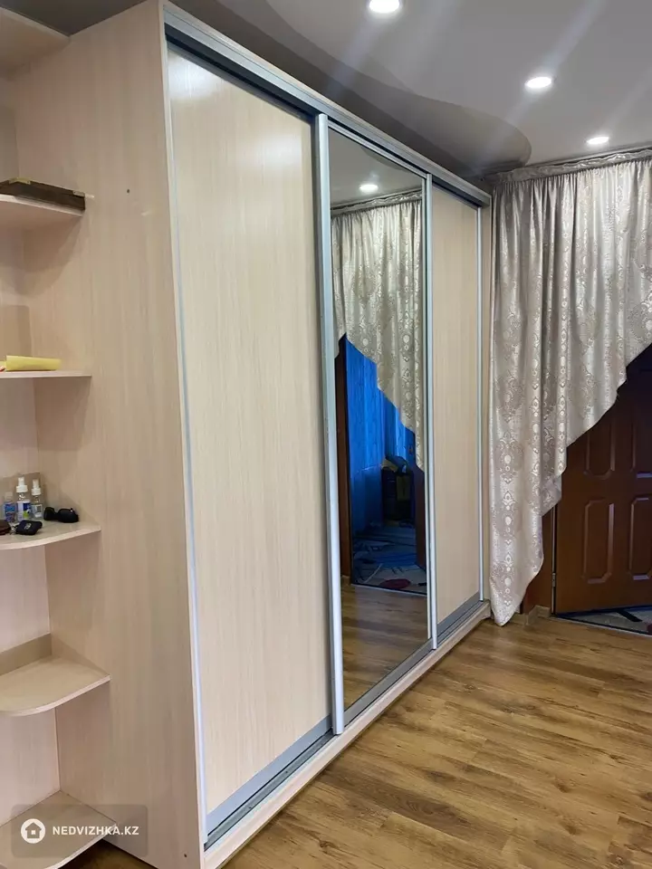 8-комнатный дом, 5.9 соток, 361 м², фотография 4