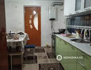 3-комнатная квартира, этаж 1 из 1, 74 м², миниатюра 6