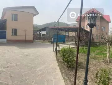 5-комнатный дом, 20 соток, 380 м²