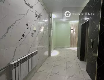 2-комнатная квартира, этаж 3 из 12, 64 м², миниатюра 10