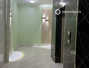 2-комнатная квартира, этаж 3 из 12, 64 м², миниатюра 9