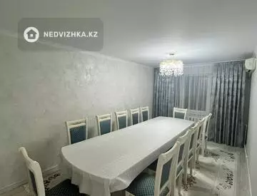 4-комнатная квартира, этаж 6 из 6, 90 м²