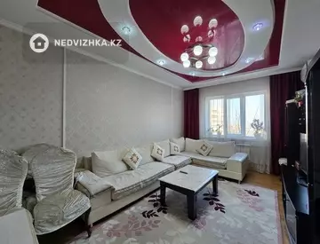 4-комнатная квартира, этаж 6 из 9, 96 м², миниатюра 2