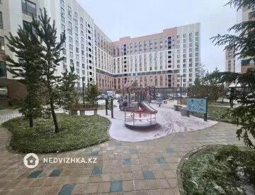 1-комнатная квартира, этаж 1 из 12, 36 м², миниатюра 1