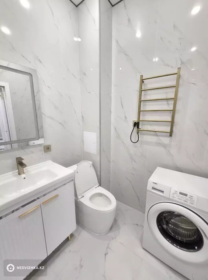 1-комнатная квартира, этаж 1 из 12, 36 м², фотография 2