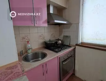 3-комнатная квартира, этаж 2 из 5, 97 м², На длительный срок