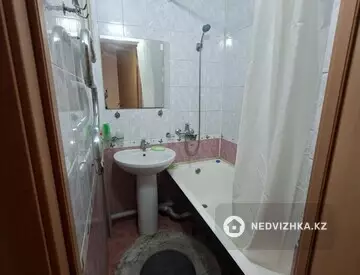 3-комнатная квартира, этаж 2 из 5, 97 м², На длительный срок, миниатюра 8