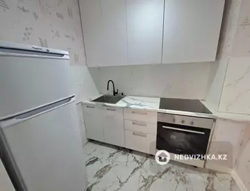 2-комнатная квартира, этаж 5 из 24, 55 м², миниатюра 8
