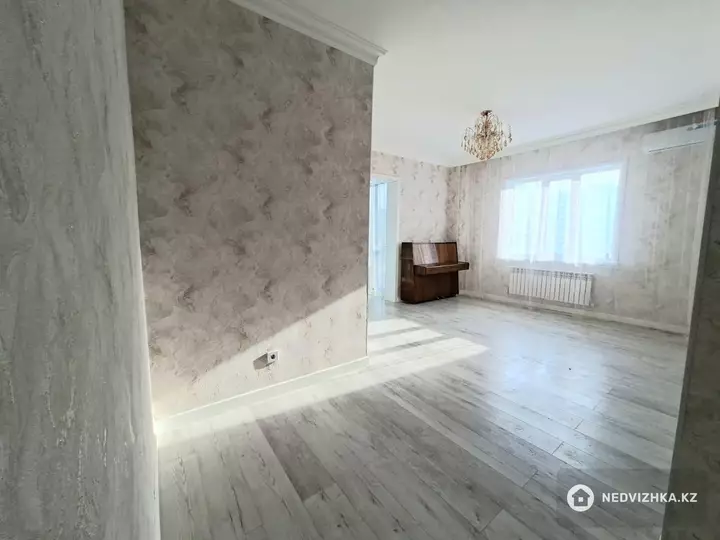 2-комнатная квартира, этаж 5 из 24, 55 м², фотография 5