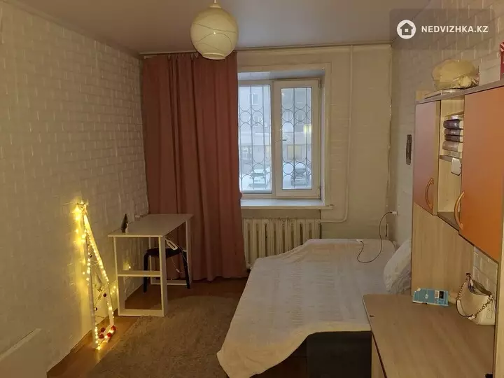 3-комнатная квартира, этаж 2 из 5, 61 м², фотография 4