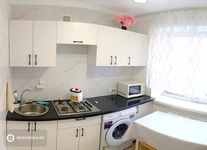 2-бөлмелі пәтер, қабат 2 барлық қабат саны 4, 43 м², Посуточно, 4-фотосурет