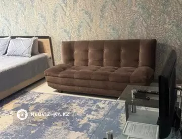 1-комнатная квартира, этаж 4 из 4, 33 м², Посуточно, миниатюра 5