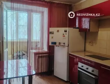 1-комнатная квартира, этаж 1 из 9, 39 м², миниатюра 4