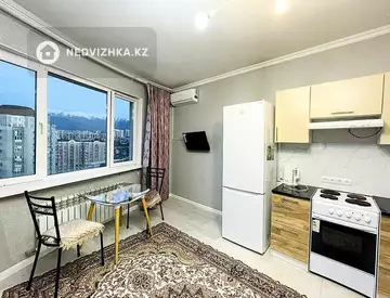 2-комнатная квартира, этаж 15 из 16, 57 м², миниатюра 2