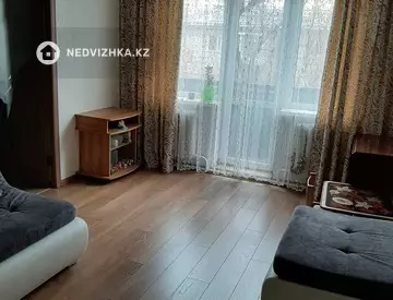 2-комнатная квартира, этаж 5 из 7, 45 м², миниатюра 2